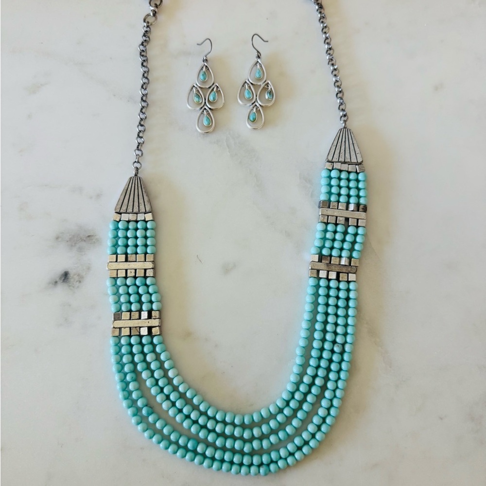 Elegant Turquoise Beaded Necklace and Earring Set